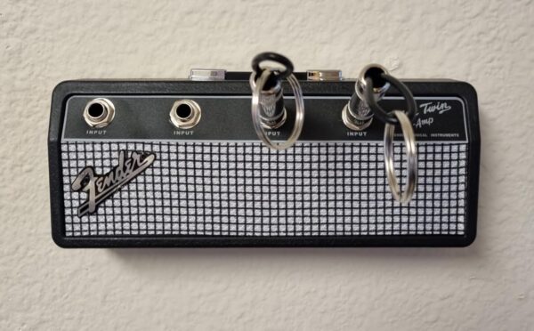 Fender Amp Key Holder - Organize Keys with Real Amplifier Components. Includes 4 Guitar Plug Keychains - Image 16